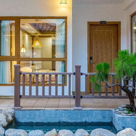 The South House Hotel Lijiang  Buitenkant foto
